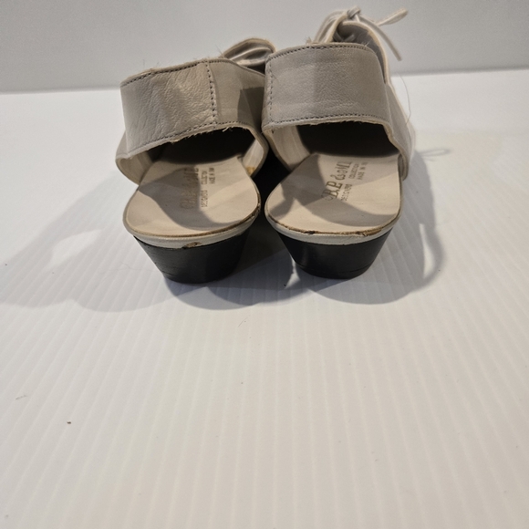 BP&Me Chic Cream Women's Loafers Vintage Size 8.5 B Leather - Picture 7 of 7